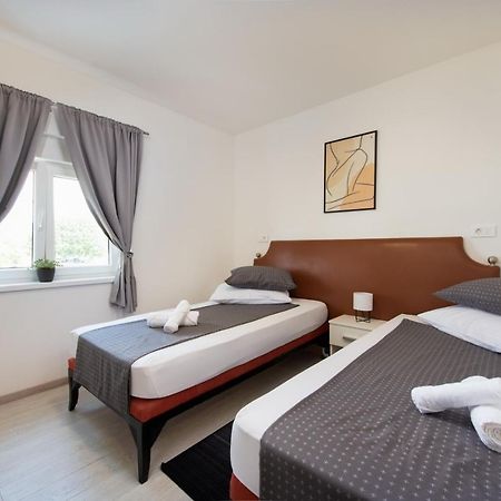 Hotel Potpican Ngoại thất bức ảnh